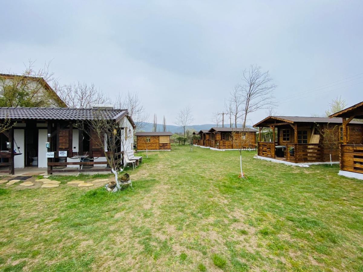 Camping In Clisura Dunarii Ieşelniţa Eksteriør billede