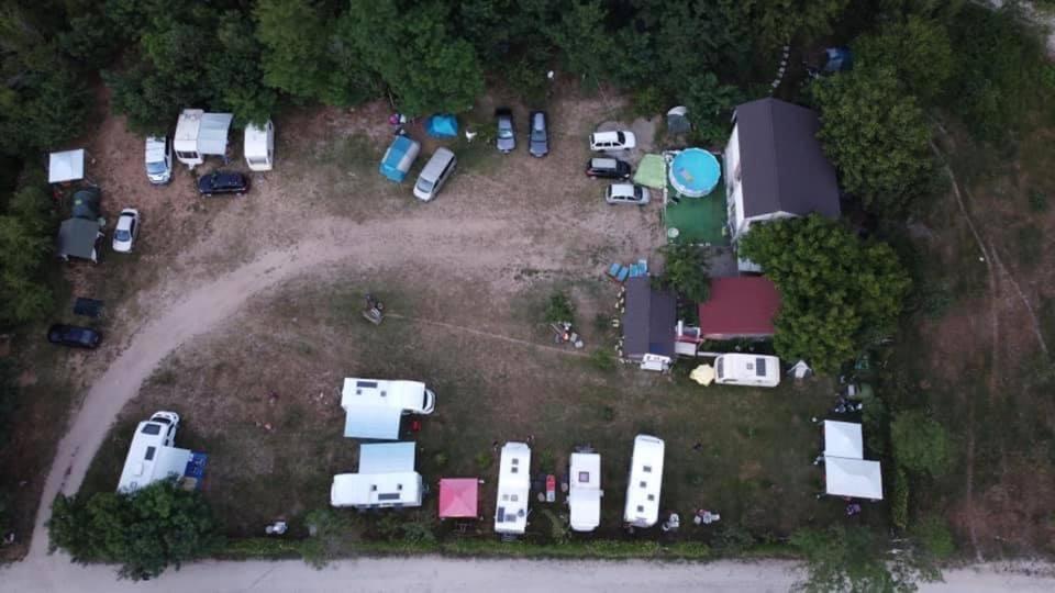 Camping In Clisura Dunarii Ieşelniţa Eksteriør billede